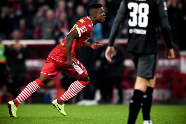 徐杰31分广东击败同曦 贺希宁24分深圳胜山东