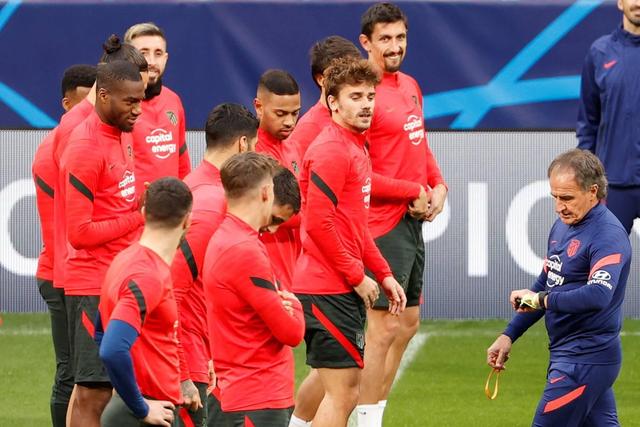 托马斯40分篮网大胜76人 福克斯41分国王屠牛